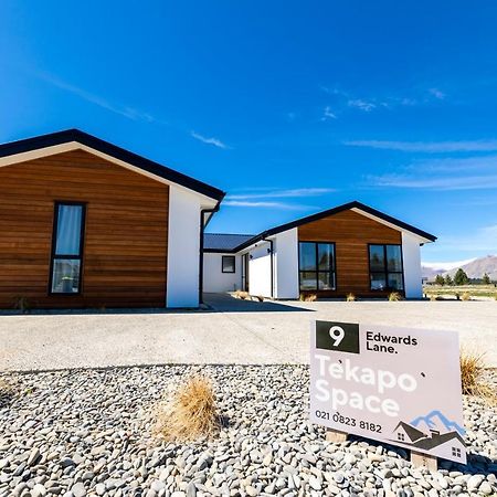 Tekapo Space Apartment เลคเทคาโป ภายนอก รูปภาพ