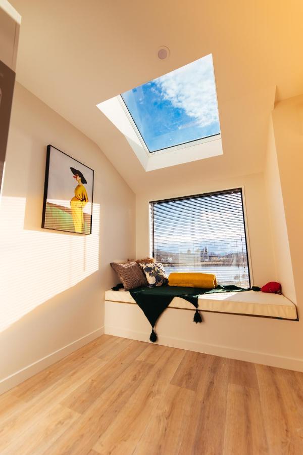 Tekapo Space Apartment เลคเทคาโป ภายนอก รูปภาพ