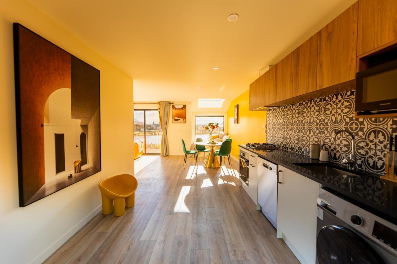 Tekapo Space Apartment เลคเทคาโป ภายนอก รูปภาพ