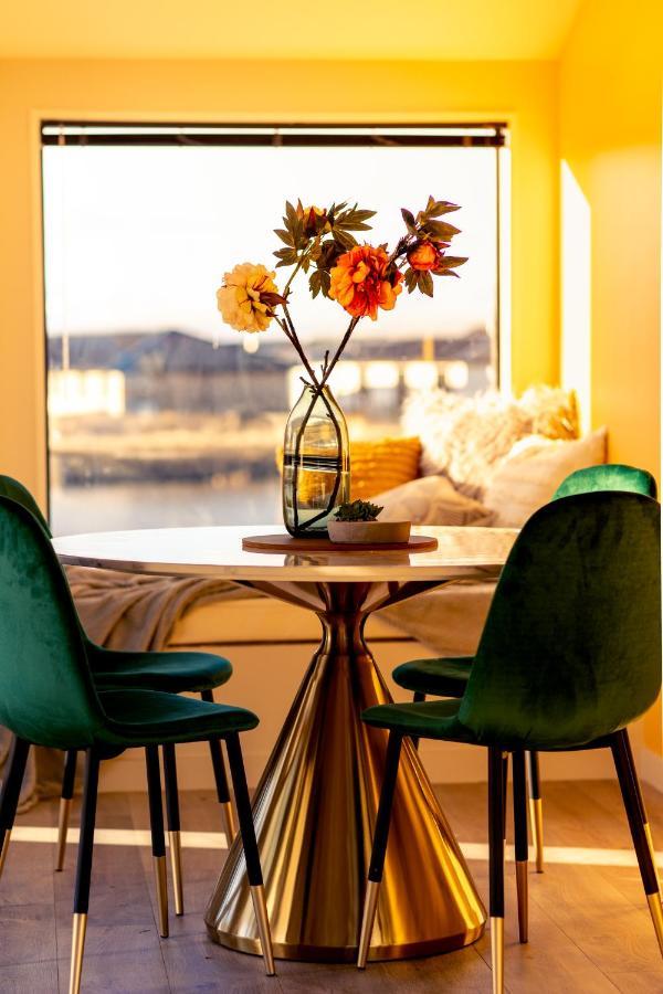 Tekapo Space Apartment เลคเทคาโป ภายนอก รูปภาพ